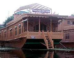Hotel Wangnoo Sheraton Group of Houseboats (Srinagar, India)