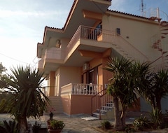 Toàn bộ căn nhà/căn hộ Nastas (Loutsa, Hy Lạp)