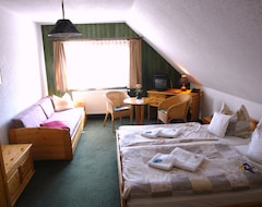 Hotel Baumhaus (Kalkhorst, Germany)