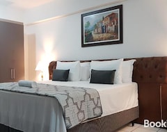 B & A Suites Inn Hotel - Quarto Luxo Gold (Anápolis, Brazil)