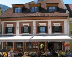 Khách sạn Zum Goldenen Rössl (Sachsenburg, Áo)