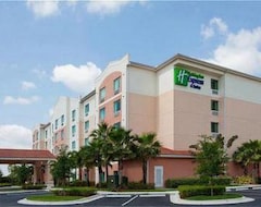 Otel Holiday Inn Express & Suites Pembroke Pines-Sheridan St (Pembroke Pines, ABD)