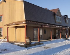 Hôtel Auberge au Poste de Traite (Sainte-Famille, Canada)