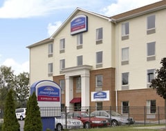 Khách sạn Howard Johnson By Wyndham Airport (Louisville, Hoa Kỳ)