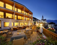 Hotelli Gasthof Zur Sonne (Stilfs, Italia)
