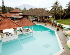 Khách sạn Royal Trawas Hotel & Cottages (Mojokerto, Indonesia)