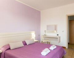 Căn hộ có phục vụ Terinikos Hotel Junior Suites & Apartments (Ialyssos, Hy Lạp)