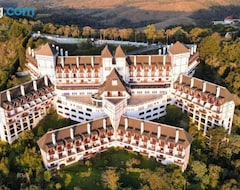 Hotel Adoravel Castelo Nas Montanhas! (Campos do Jordão, Brasilien)