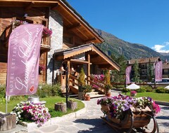 Hotel Letterario Locanda Collomb (La Thuile, İtalya)