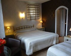 Hotel Logis Layguelade (Bescat, France)