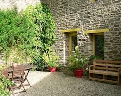Toàn bộ căn nhà/căn hộ Character Cottage Between Dinan And St Malo. Quiet, Close To Tourist Sites (Saint-Hélen, Pháp)