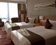 Huaqiang Plaza Hotel Shenzhen, Enjoy Complimentary Afternoon Tea & Mini Bar & Night Snack (Shenzhen, Çin)