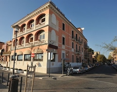 Hotel Miramare (Ladispoli, Italy)