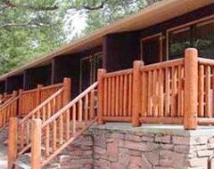 Otel Castle Mountain Lodge (Estes Park, ABD)