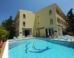Khách sạn Ams (Akrata, Hy Lạp)