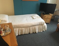 Khách sạn Four Seasons Budget (Aberystwyth, Vương quốc Anh)