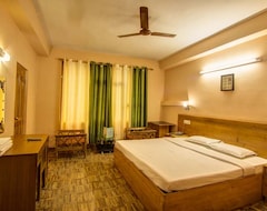 Khách sạn Hotel Kalinga Grand (Manali, Ấn Độ)