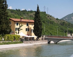 Khách sạn Relais San Michele (Rivoli Veronese, Ý)