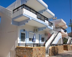 Apart Otel Olympus Apartment (Livadia - Tilos, Yunanistan)