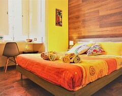 Bed & Breakfast Non ci resta che Napoli (Napoli, Italia)