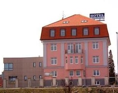 Khách sạn Europa (Karlovac, Croatia)