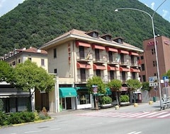 Hotel Meublé Moderno (Laveno-Mombello, Italien)