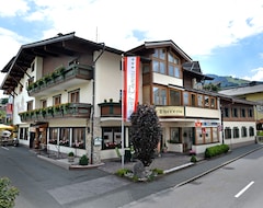 Hotel Theresia Garni (St. Johann in Tirol, Austria)