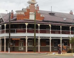 Otel The Drovers Inn (Moora, Avustralya)