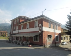 Khách sạn L'Ostu Del Povr-Om (Inverso Pinasca, Ý)