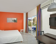 Otel Sol Lunamar Palmanova Apartamentos - Adults only (Palmanova, İspanya)