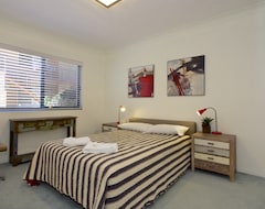Otel Pacific Place Apartments (Bilinga, Avustralya)