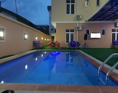 Khách sạn Bana  & Suites (Lagos, Nigeria)