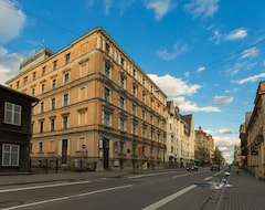 Apart Otel Bearsleys Downtown Apartments (Riga, Letonya)