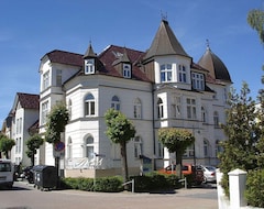 Hotel Ahlbeck-paradies Schloss Hohenzollern (Ahlbeck, Germany)