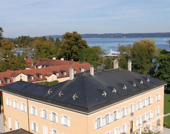 Hotel Evangelische Akademie Tutzing (Tutzing, Germany)