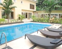Khách sạn Hotel Grandluxe (Ikeja, Nigeria)