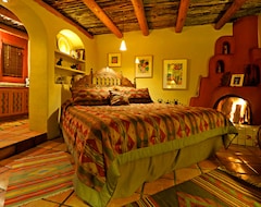 Bed & Breakfast Hacienda Del Sol (Taos, USA)