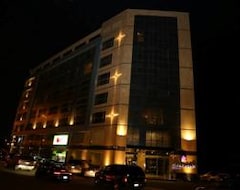 Hotel Quiet Dreams - King Abdul Aziz Street (Džeda, Saudijska Arabija)