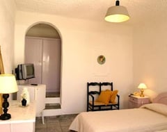 Hotelli Porto Sikinos (Alopronia, Kreikka)