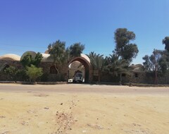 Otel Ahmed Safari Camp (Al Bawiti, Mısır)
