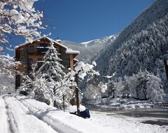 Otel La Neu (Ordino, Andorra)