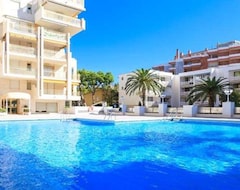 Entire House / Apartment Novelty I (Salou, Spain)