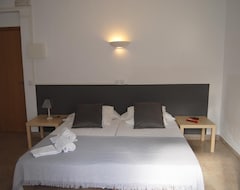 Hotel Lowcost Ch (El Arenal, Spain)