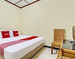 Hotel Oyo 92534 Fajar Indah Guest House (Karanganyar, Indonezija)