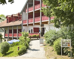 Khách sạn Youngmodern Wohnen - Balkon, Tv & Gang Zur Therme (Bad Griesbach, Đức)