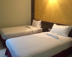 Golden Night Hotel (Petaling Jaya, Malaysia)