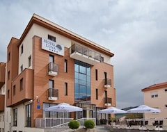Hotel Luna (Mostar, Bosnia and Herzegovina)