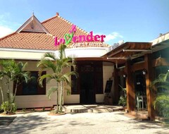 Otel Lovender Guesthouse (Malang, Endonezya)