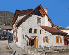 Cijela kuća/apartman Cosy Apartment For 2 Guests With Wifi, Tv And Parking (Barcis, Italija)
