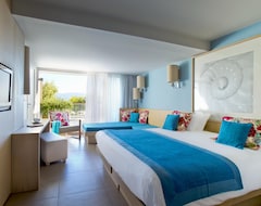 Hotel Club Med Gregolimano - Greece (Agios Georgios, Grækenland)